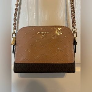 Michael Kors Signature Jet Set Charm Large Dome Crossbody